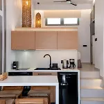 Sunsal Luxury - Earth Apartment Naousa (Paros)