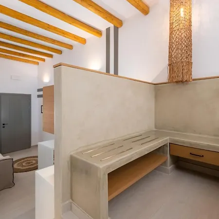 Sunsal Luxury - Earth Náusza