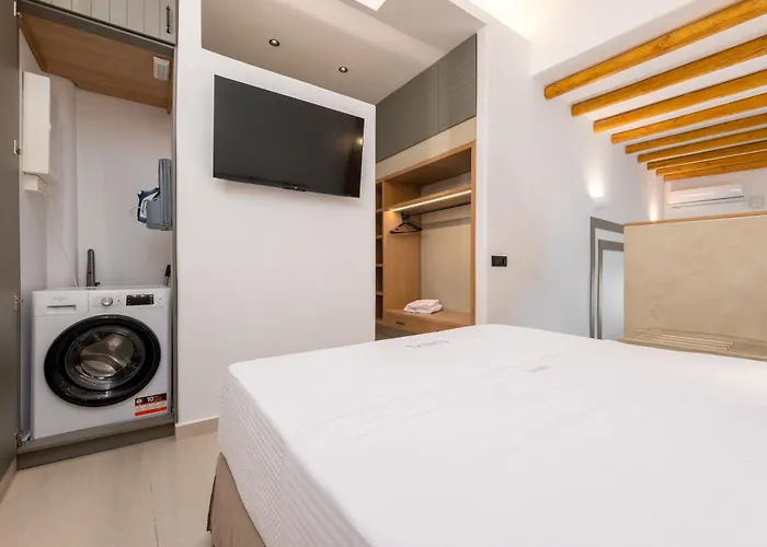 Sunsal Luxury - Earth Apartment Naousa (Paros)